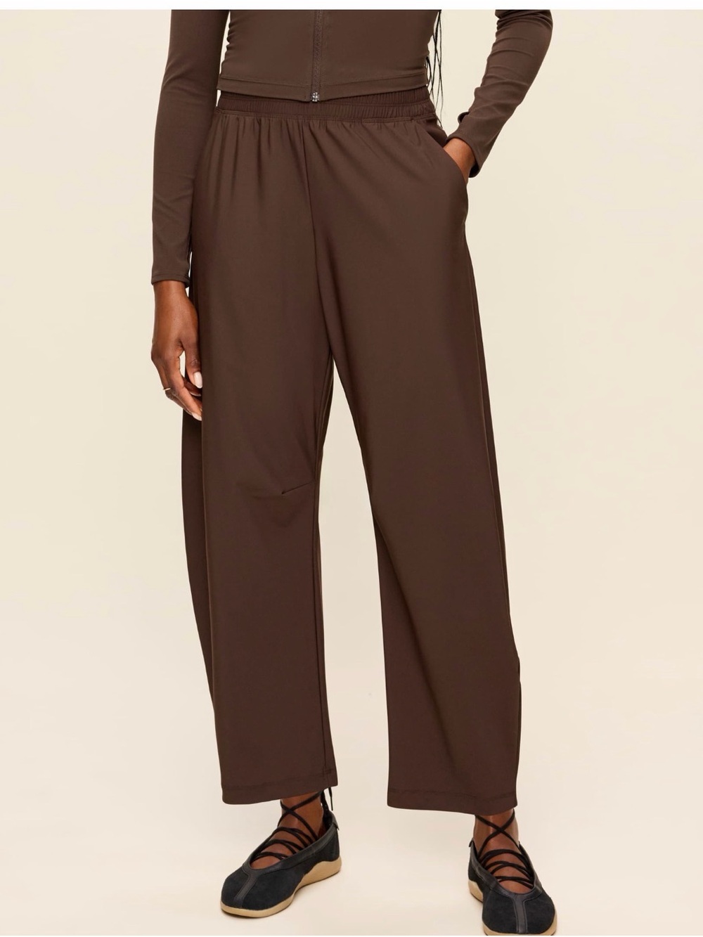 Old Navy High-waisted SleekTech ankle length barrel pants